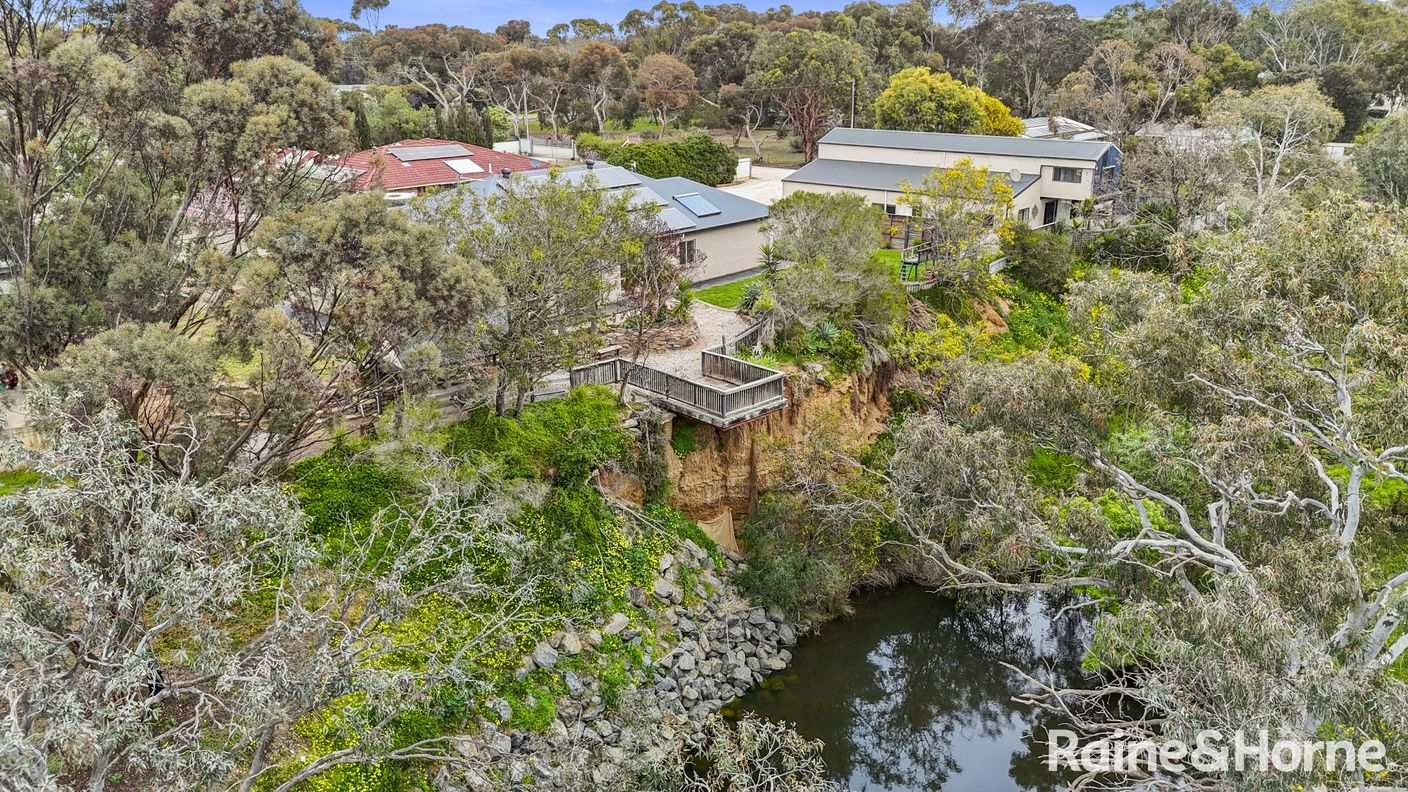 8 Stark Court — photo 24 of 30