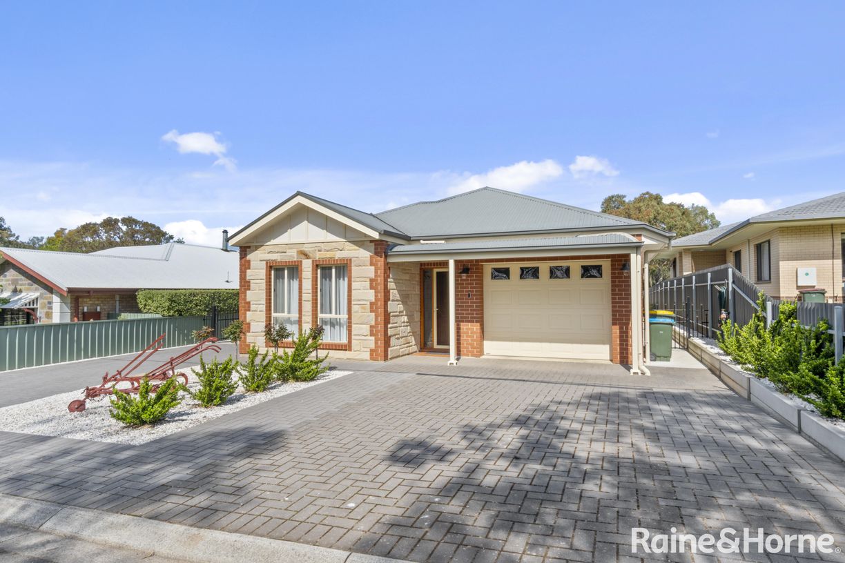 10 Taylors Lane — photo 27 of 27