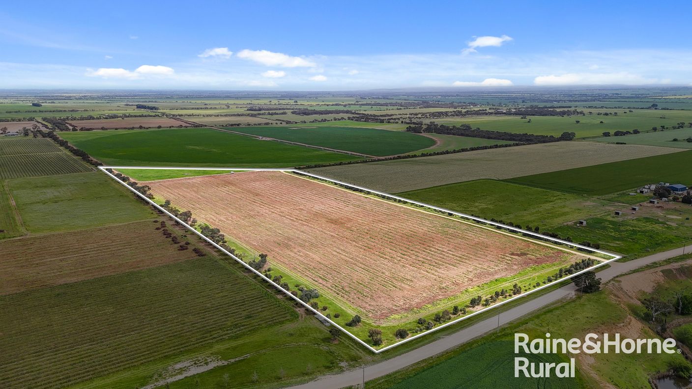 A21, A23 & A24 Riverside Road — photo 6 of 22