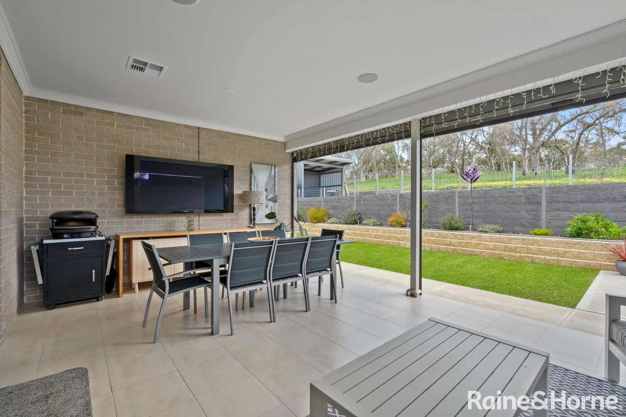 16 Balmoral Road — photo 18 of 30