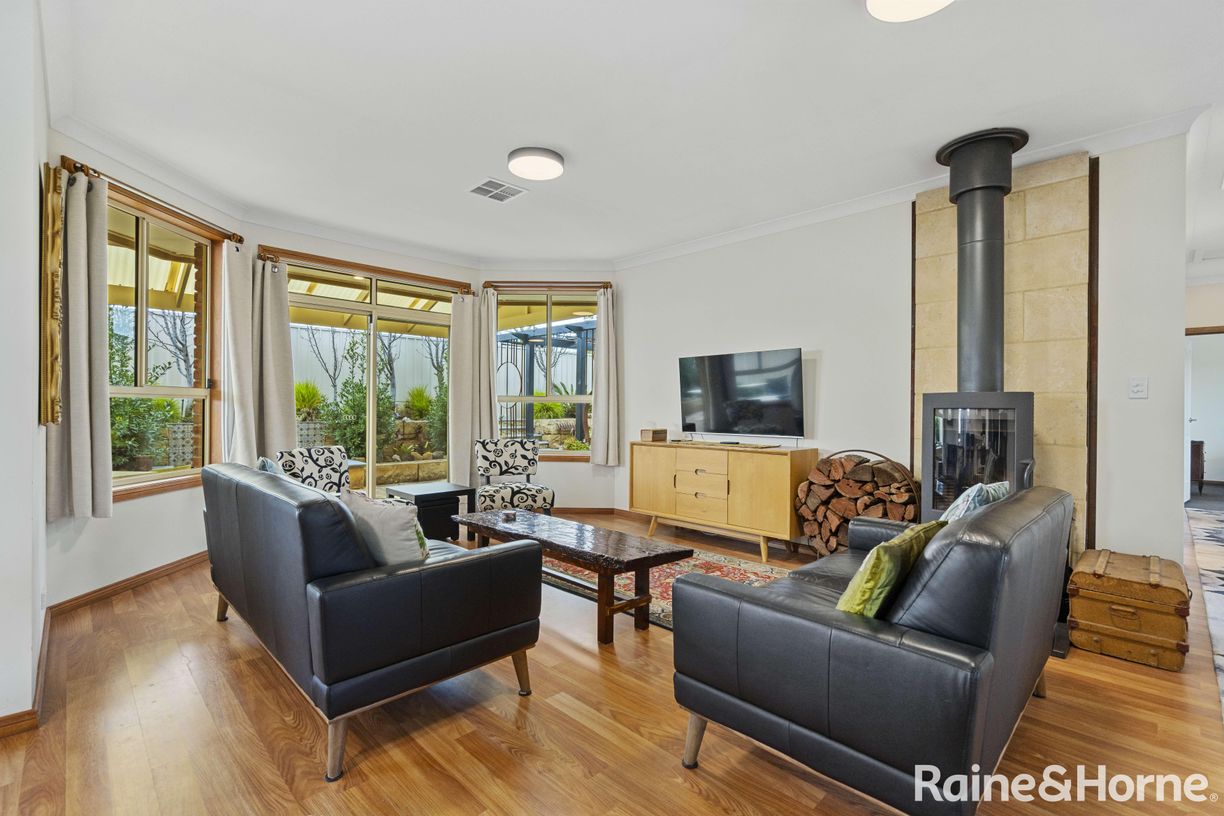 18 Kerslake Court — photo 4 of 30