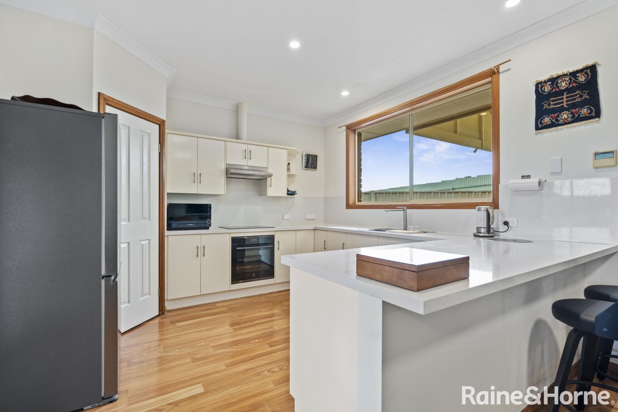 18 Kerslake Court — photo 11 of 30