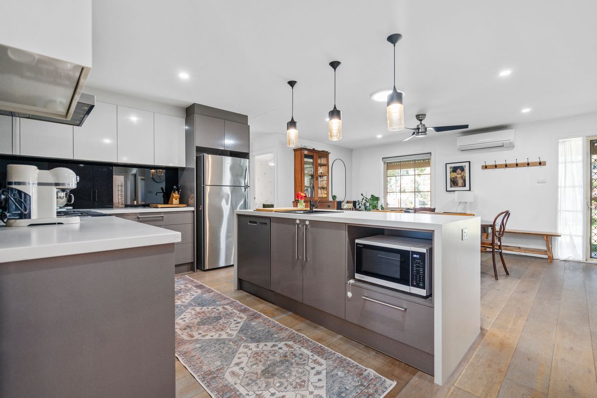 19 Watson Street — photo 7 of 24