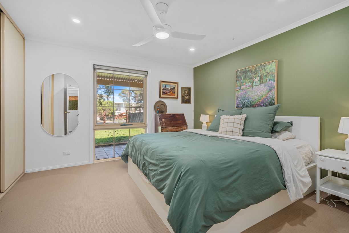 19 Watson Street — photo 8 of 24