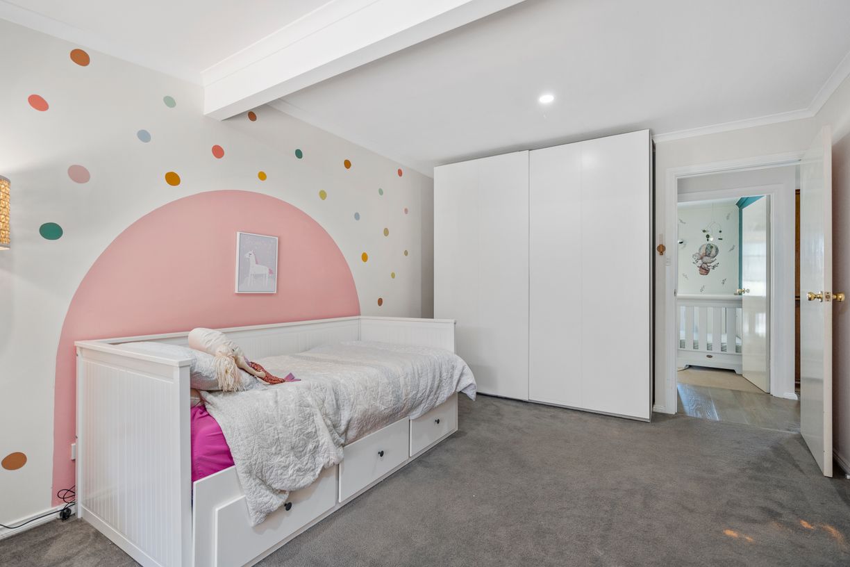 19 Watson Street — photo 13 of 24