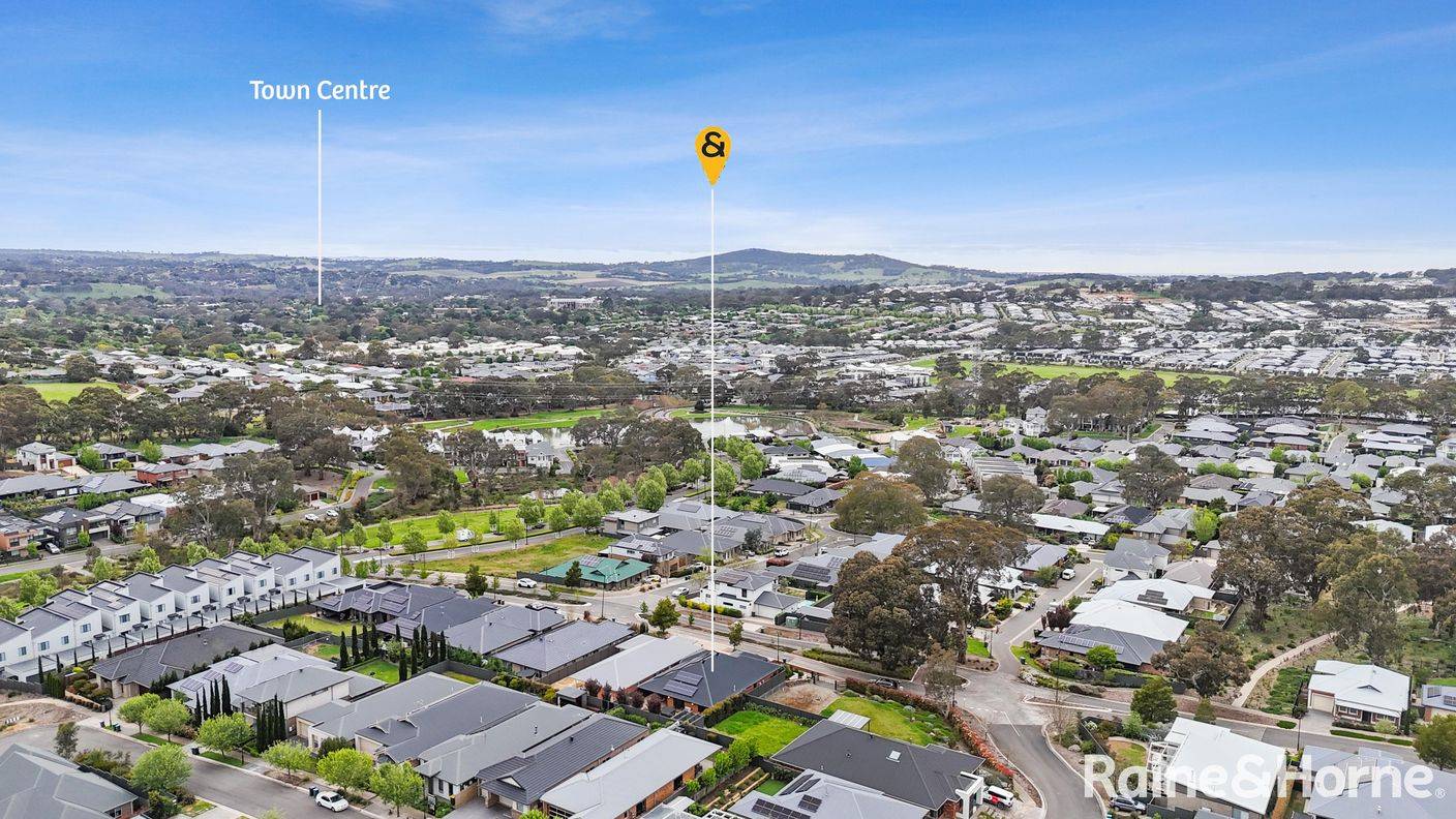 14 Wind Row Avenue — photo 5 of 28