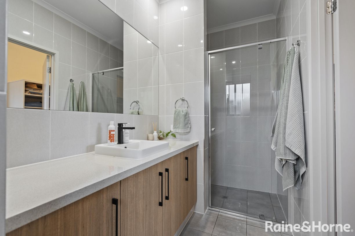 14 Wind Row Avenue — photo 7 of 28