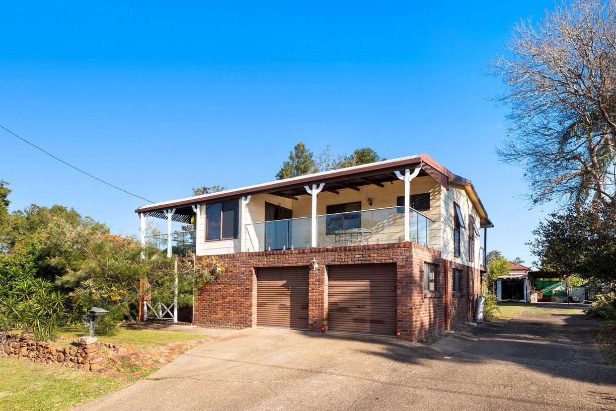 45-49 Cambridge Street — photo from Raine & Horne Brisbane West
