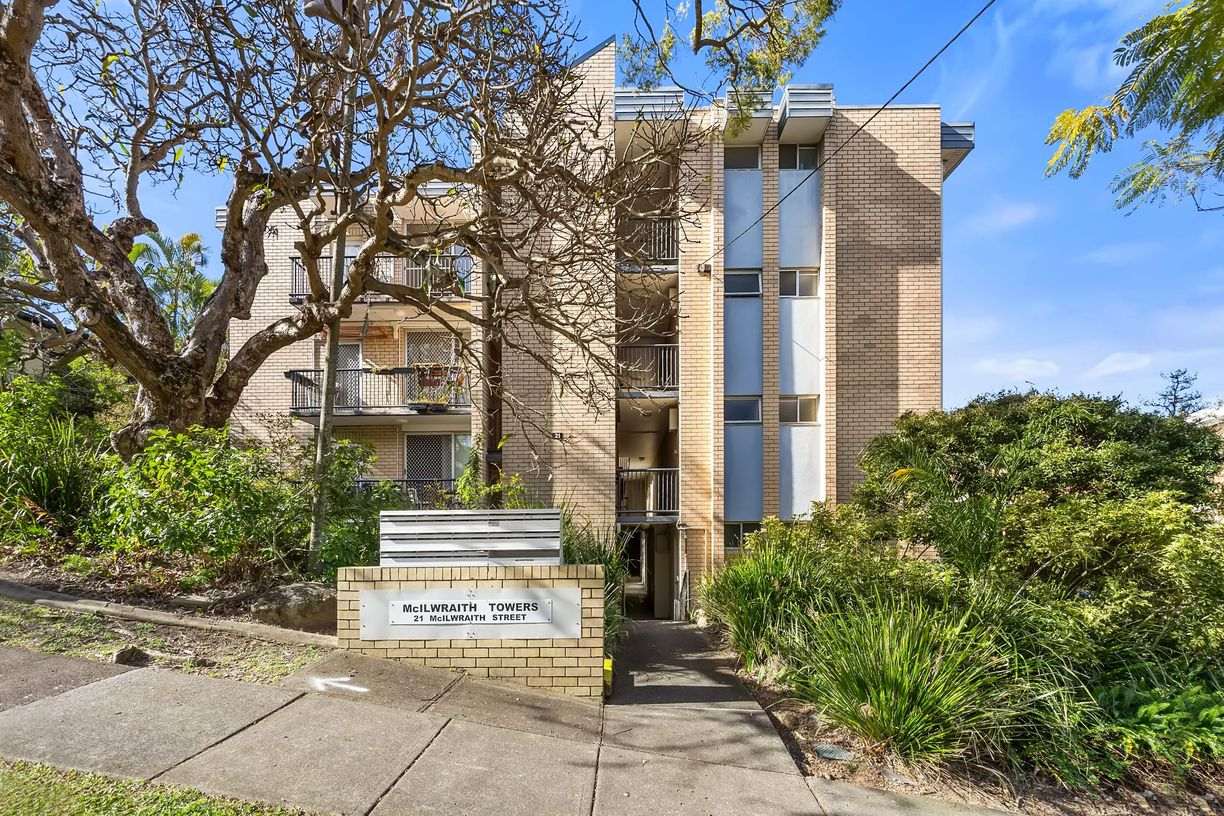 4/21 McIlwraith Street — photo from Raine & Horne Brisbane West