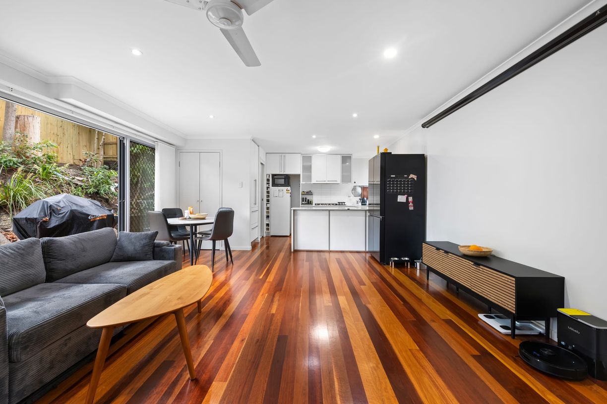 9/68 Davies Road — photo 3 of 18