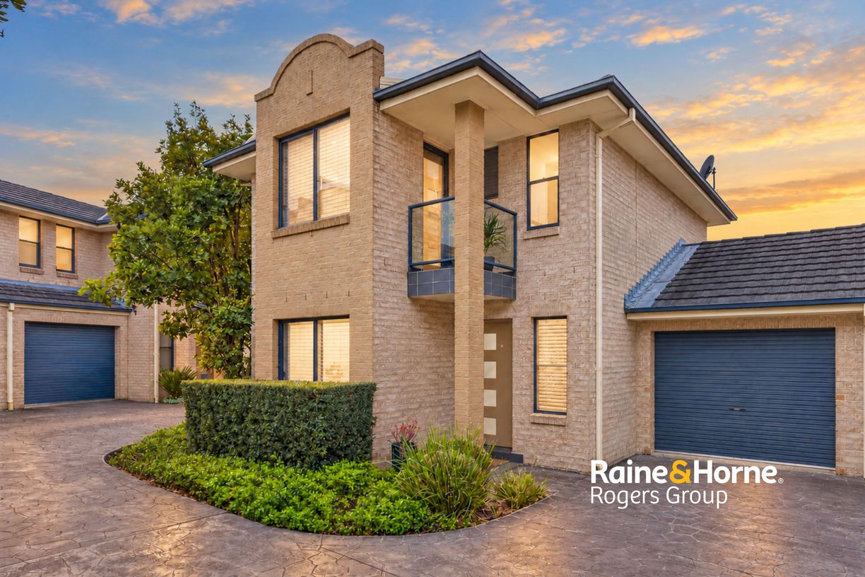 1/10 Harry Close — photo from Raine & Horne Toukley/Budgewoi