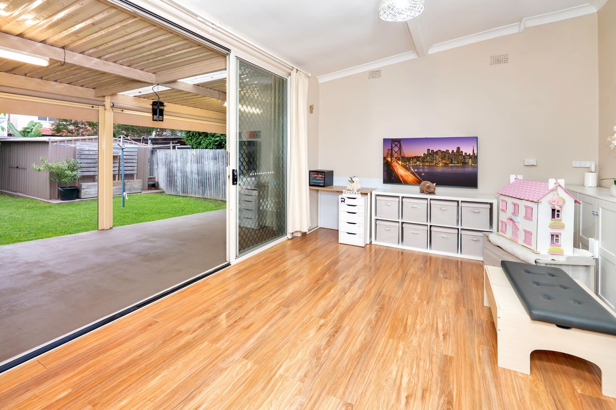 15 Fairlight Street — photo 6 of 14