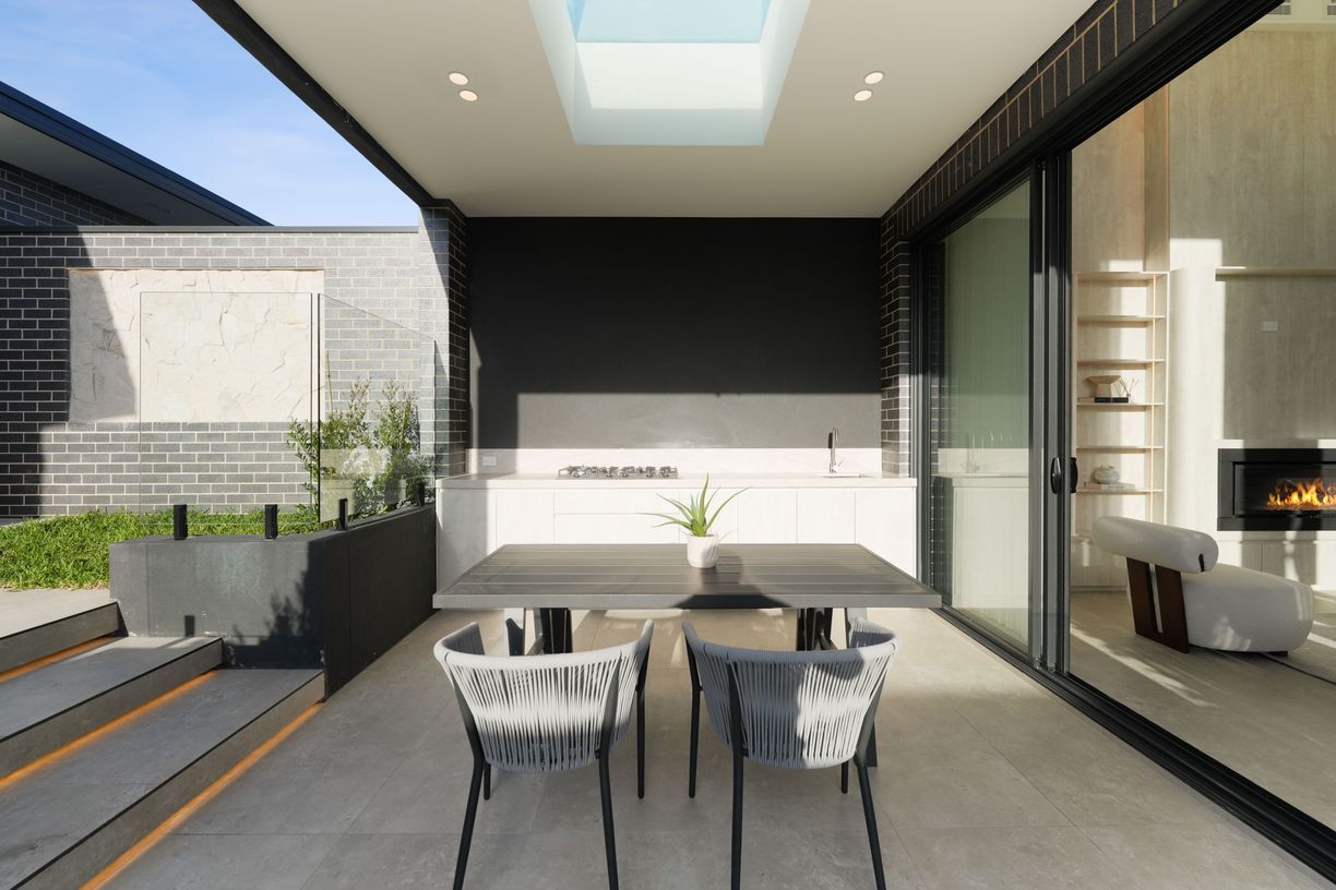 1a Charlescotte Avenue, — photo 8 of 30