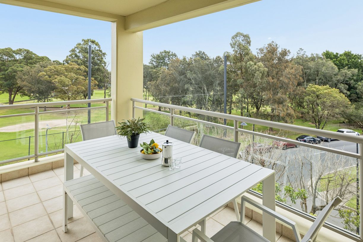 14/102 William Street — photo from Raine & Horne Five Dock / Drummoyne