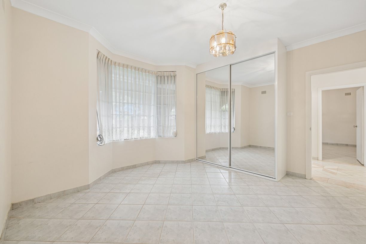 24 Sibbick Street — photo 12 of 22
