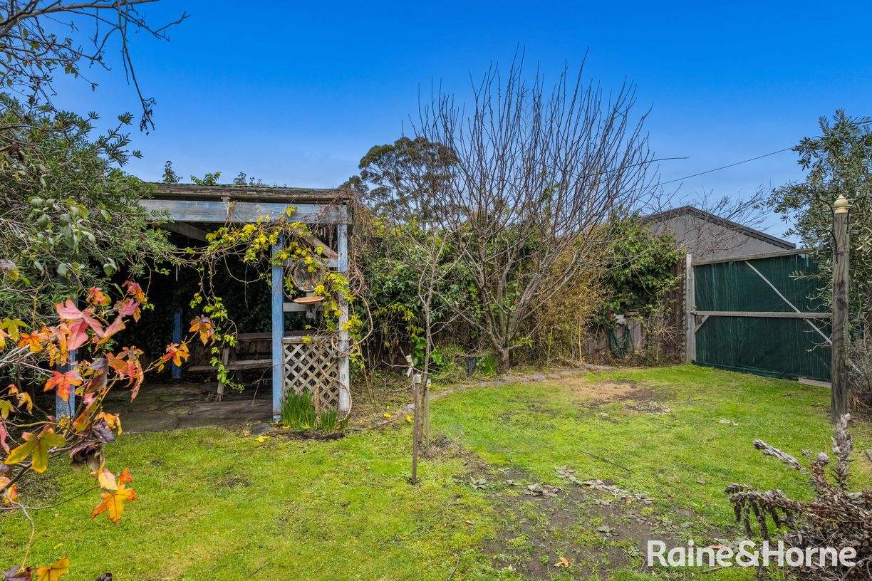 34 Powell Road — photo 13 of 30