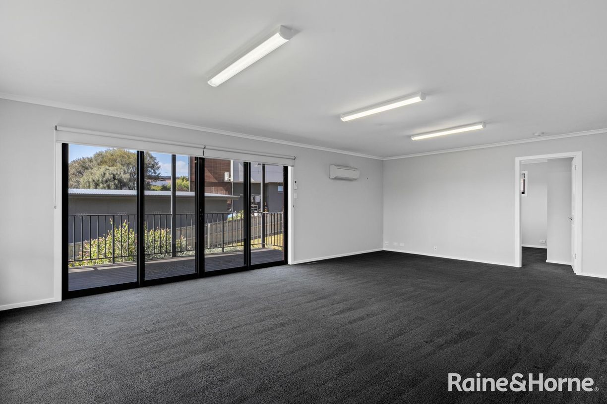 68 Tinderbox Road — photo 26 of 30