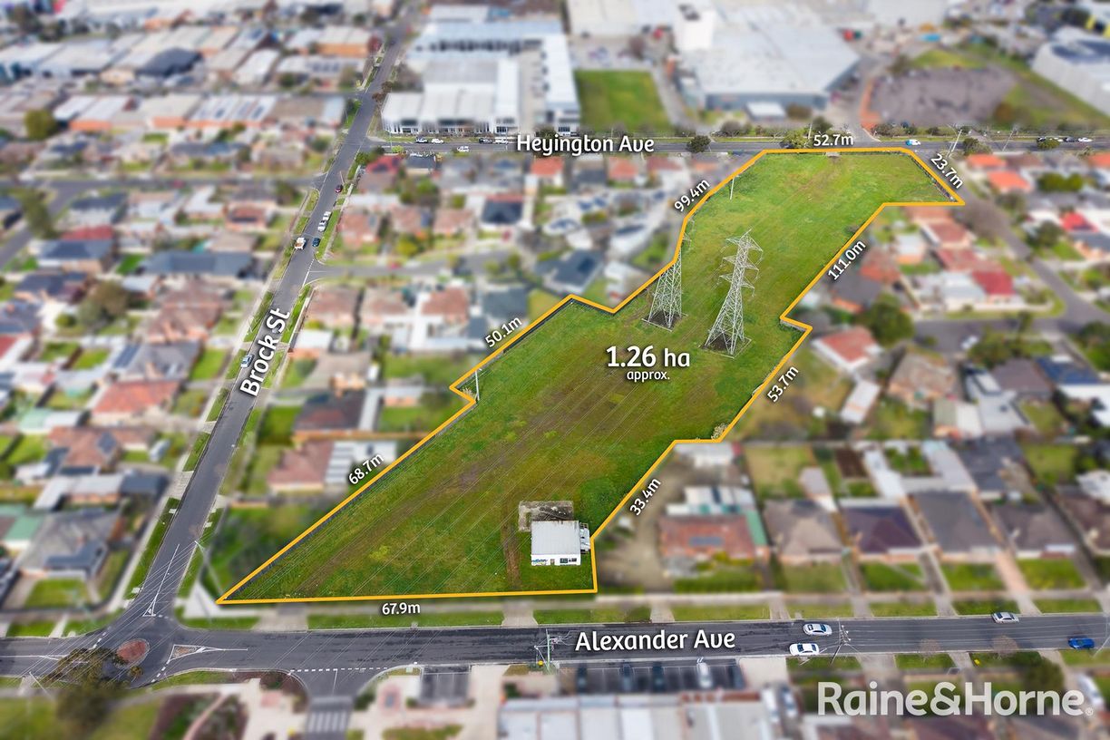 84A Heyington Avenue — photo from Raine & Horne Essendon