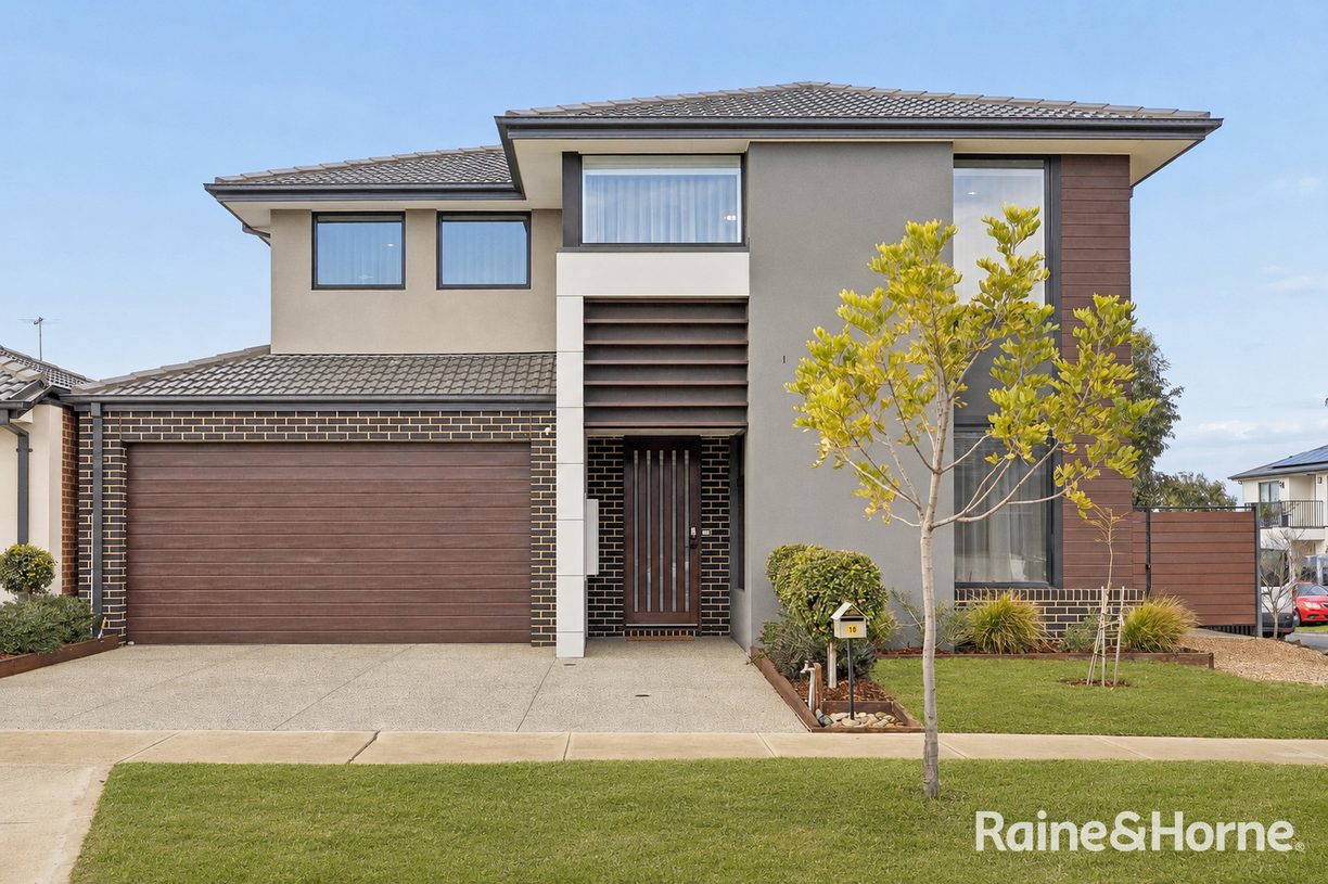 18 Pyrenees Street — photo from Raine & Horne Essendon