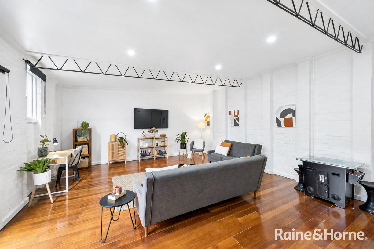 16 Hakatere Street — photo 3 of 18