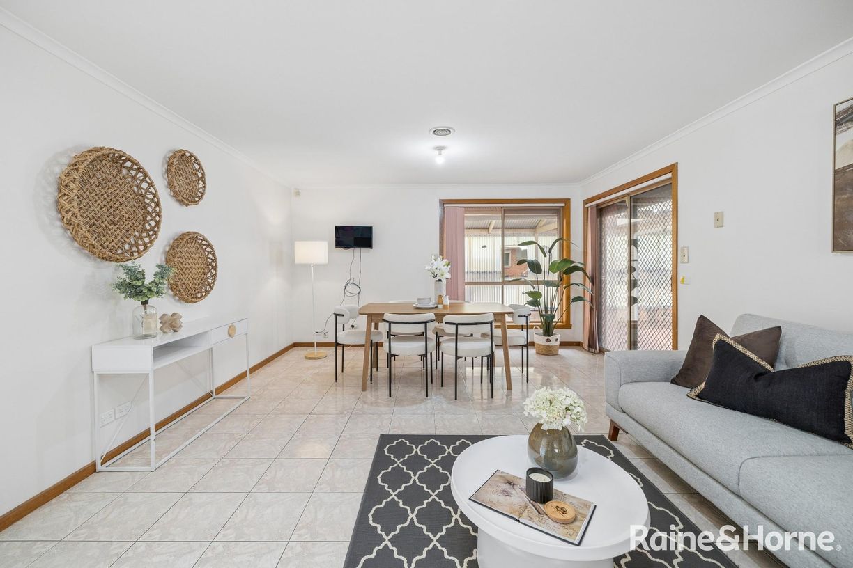 7 Coleridge Drive — photo 4 of 19