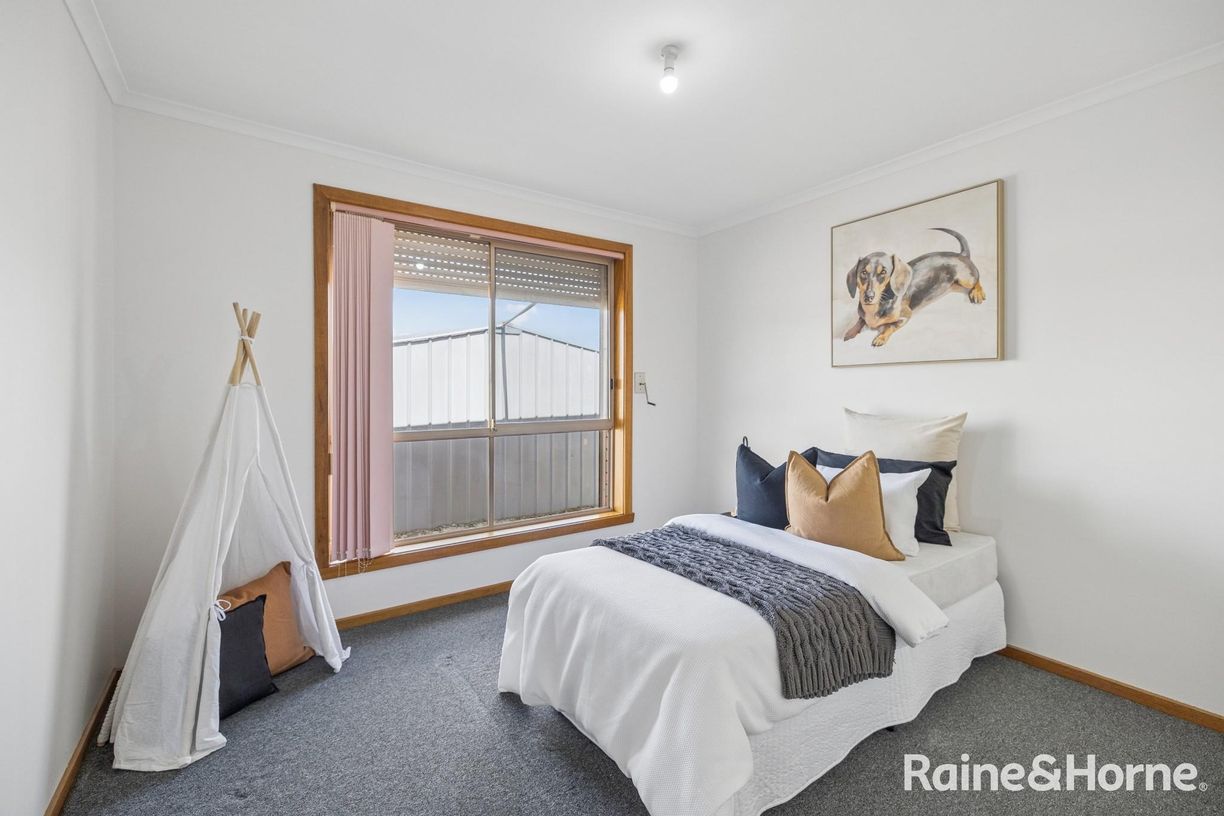 7 Coleridge Drive — photo 11 of 19