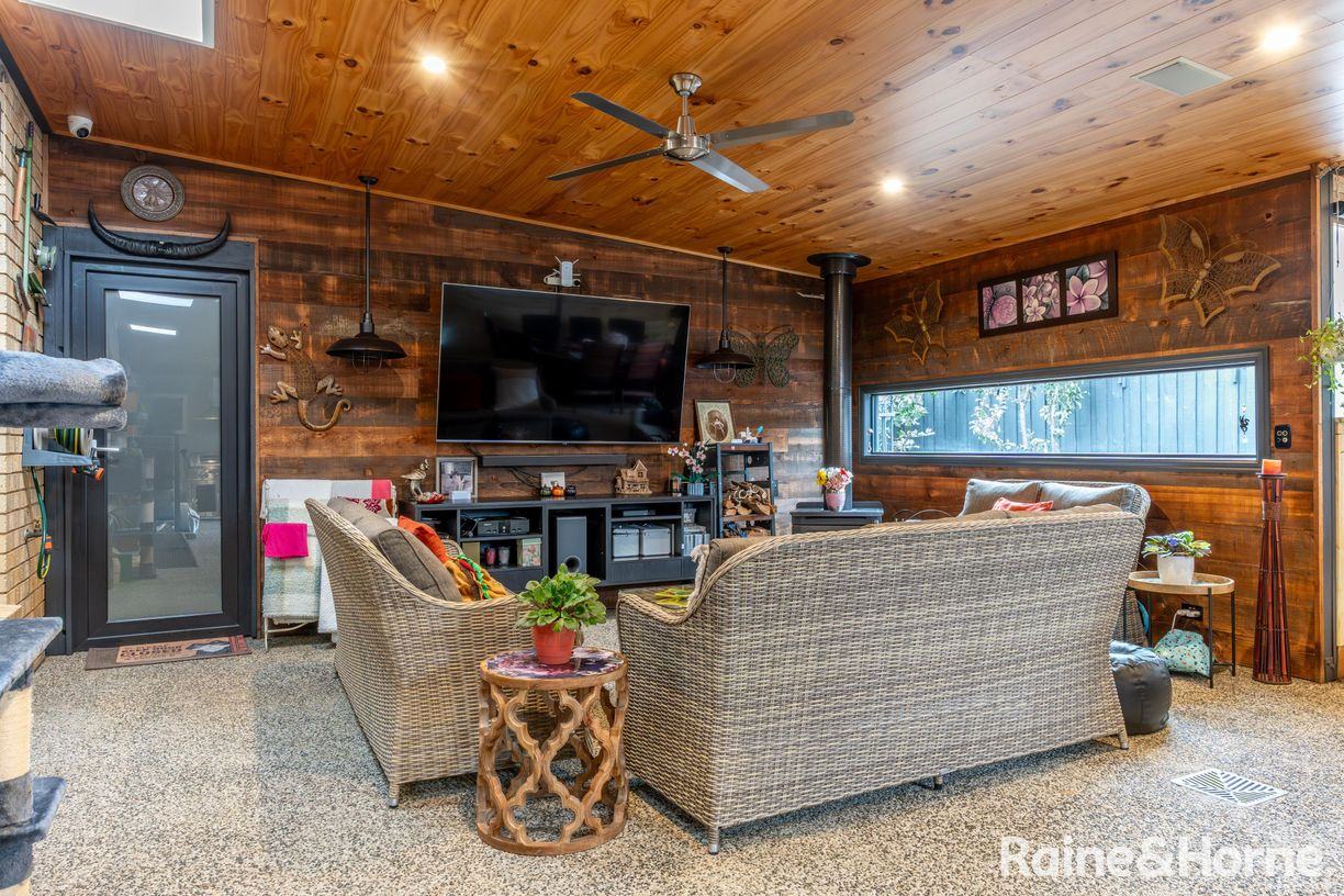 5 Paul Harris Drive — photo 12 of 16