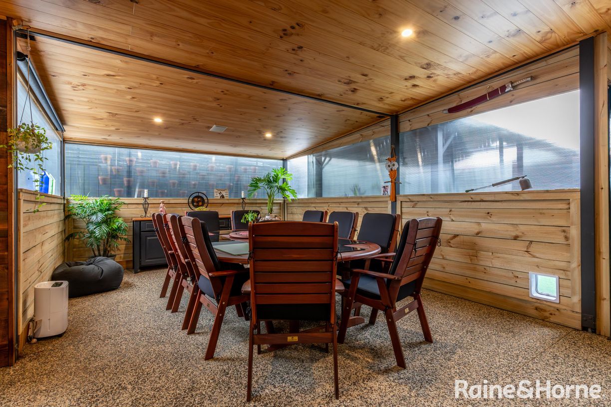 5 Paul Harris Drive — photo 13 of 16
