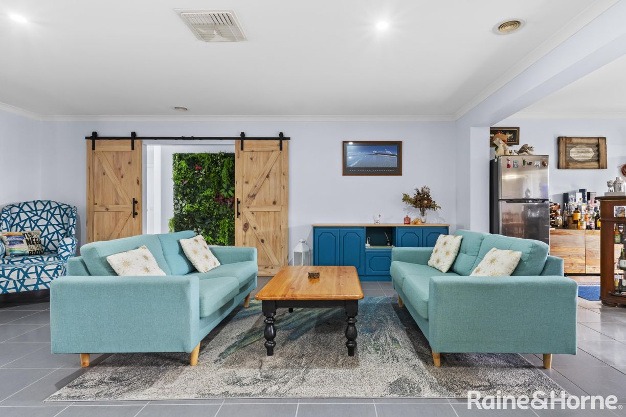 53 Wittick Street — photo 2 of 13