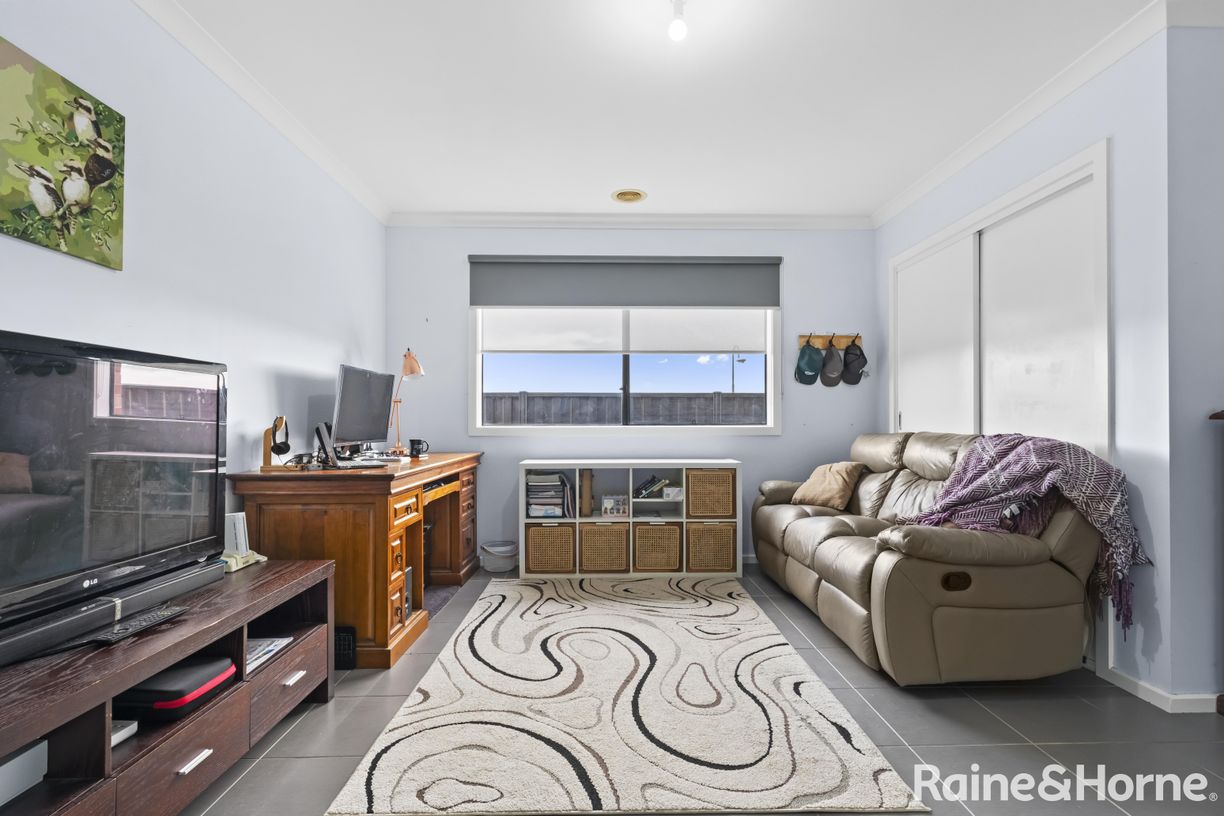 53 Wittick Street — photo 11 of 13