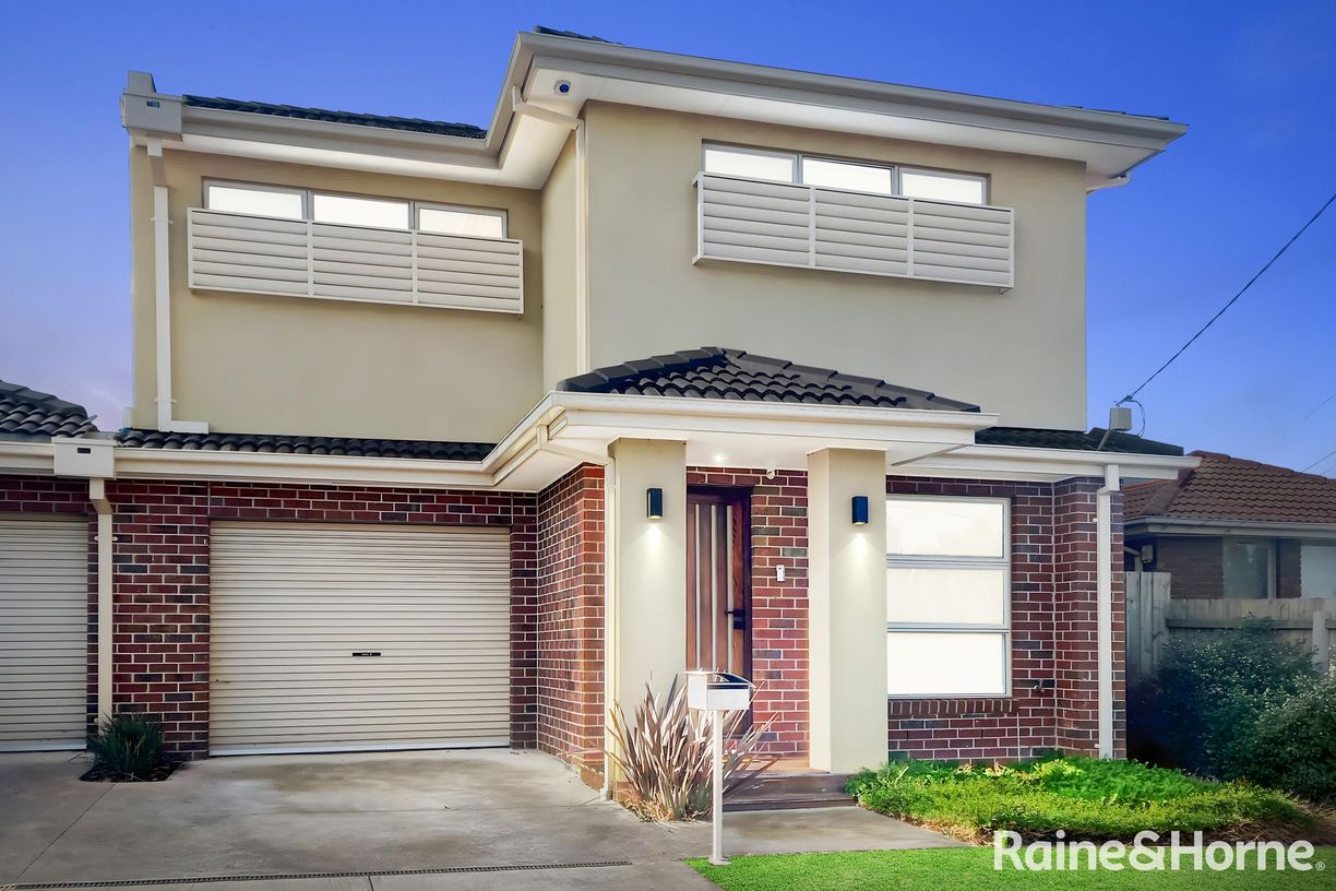 1A Leicester Crescent — photo from Raine & Horne Melton