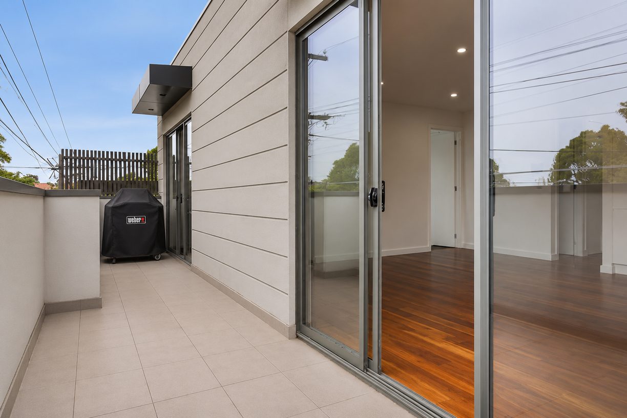 1/563 Albion Street — photo 4 of 12