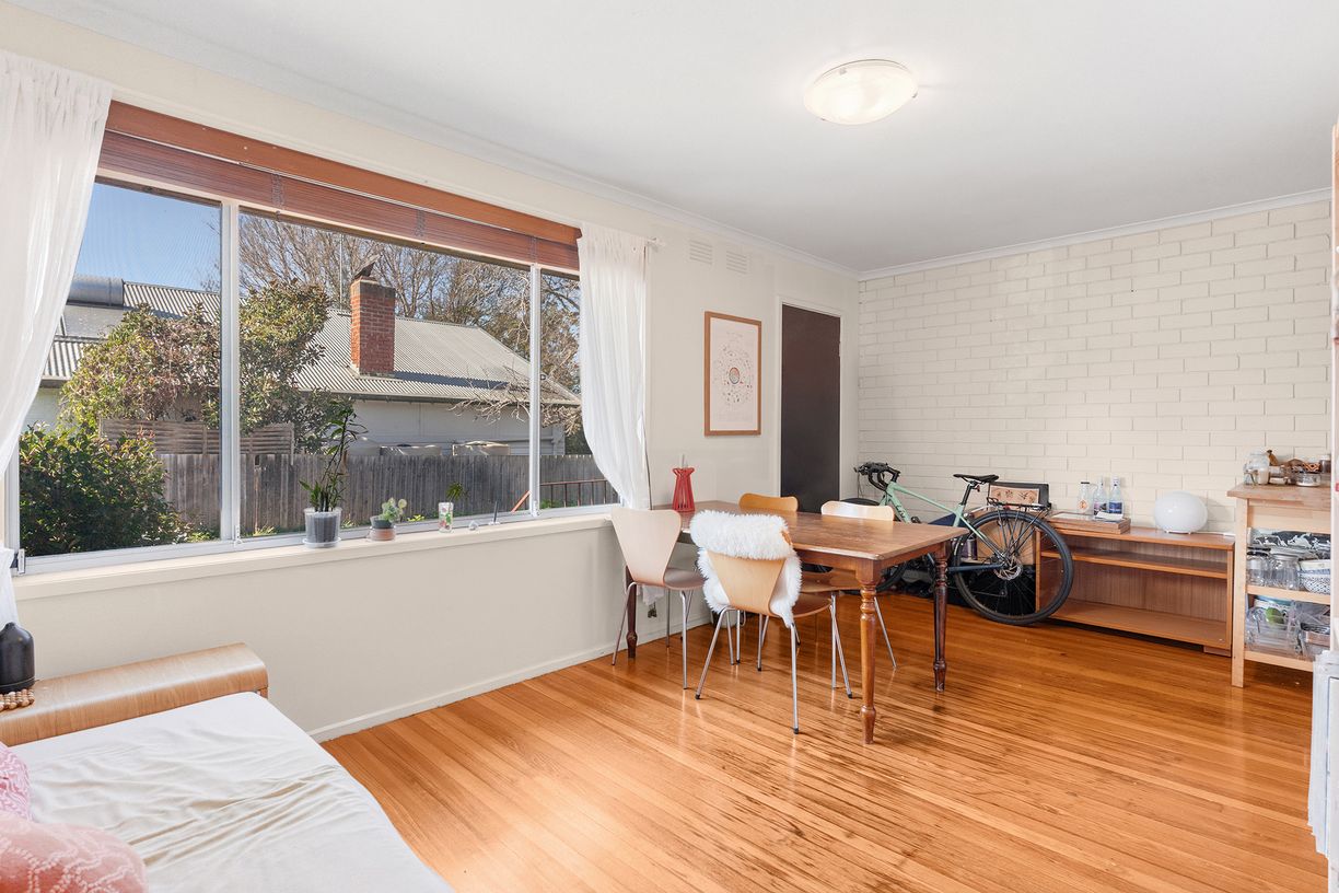 2/4 St Bernards Street — photo 4 of 13
