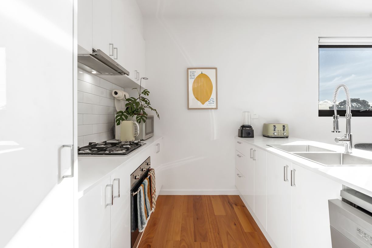 105/2B Rogers Street — photo 7 of 16