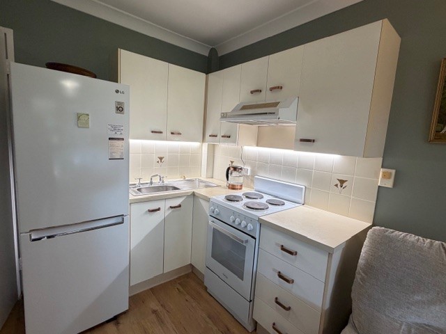 13/15 Carmichael Court — photo 3 of 10
