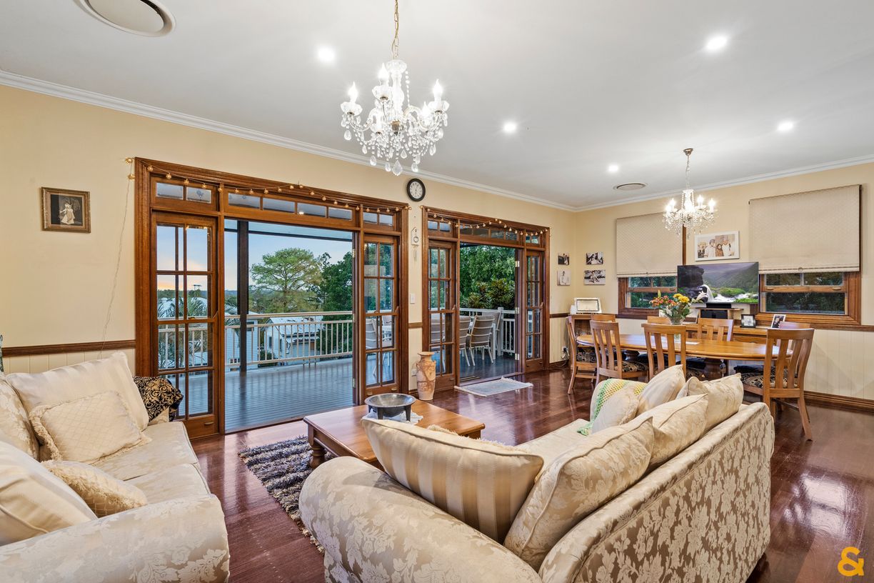 18 Manly Road — photo 10 of 29