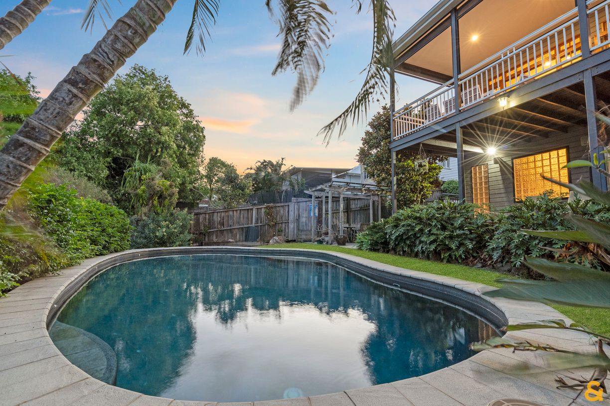 18 Manly Road — photo 19 of 29