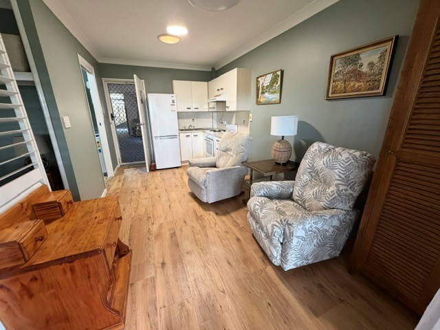 13/15 Carmichael Court — photo 6 of 10