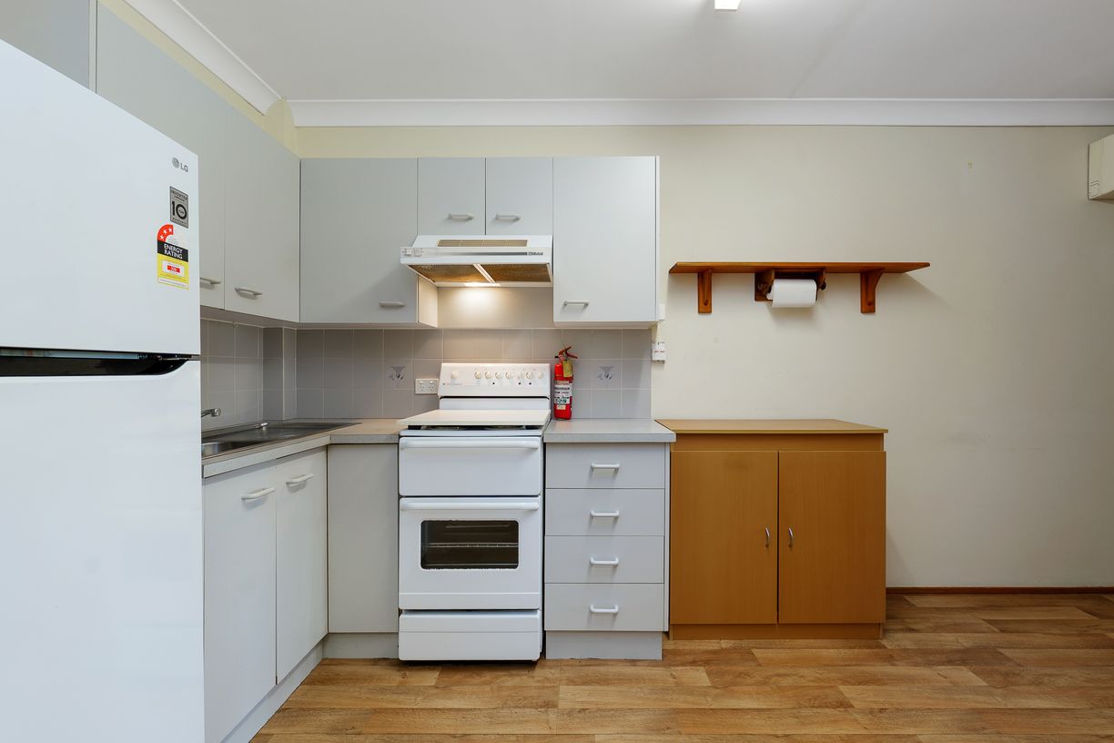 68/15 Carmichael Court — photo 6 of 11
