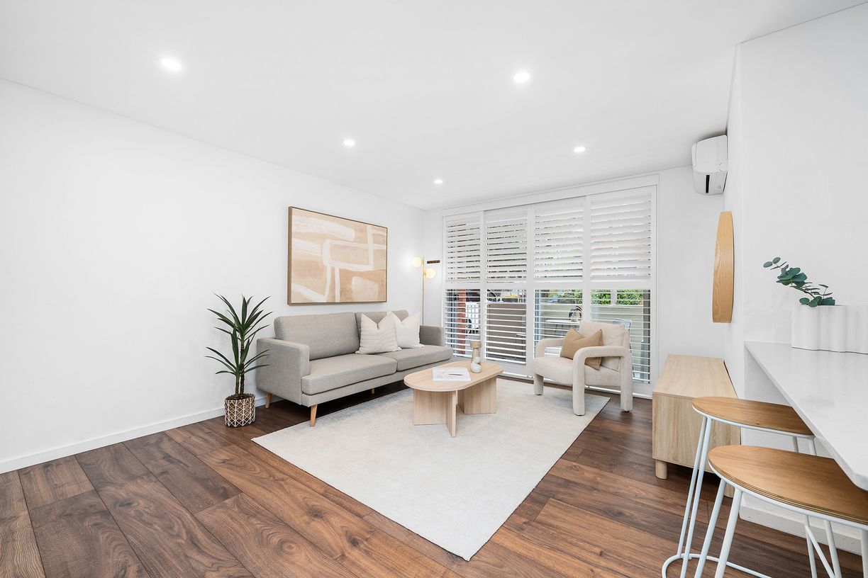 3/4 Grace Campbell Crescent — photo 8 of 9