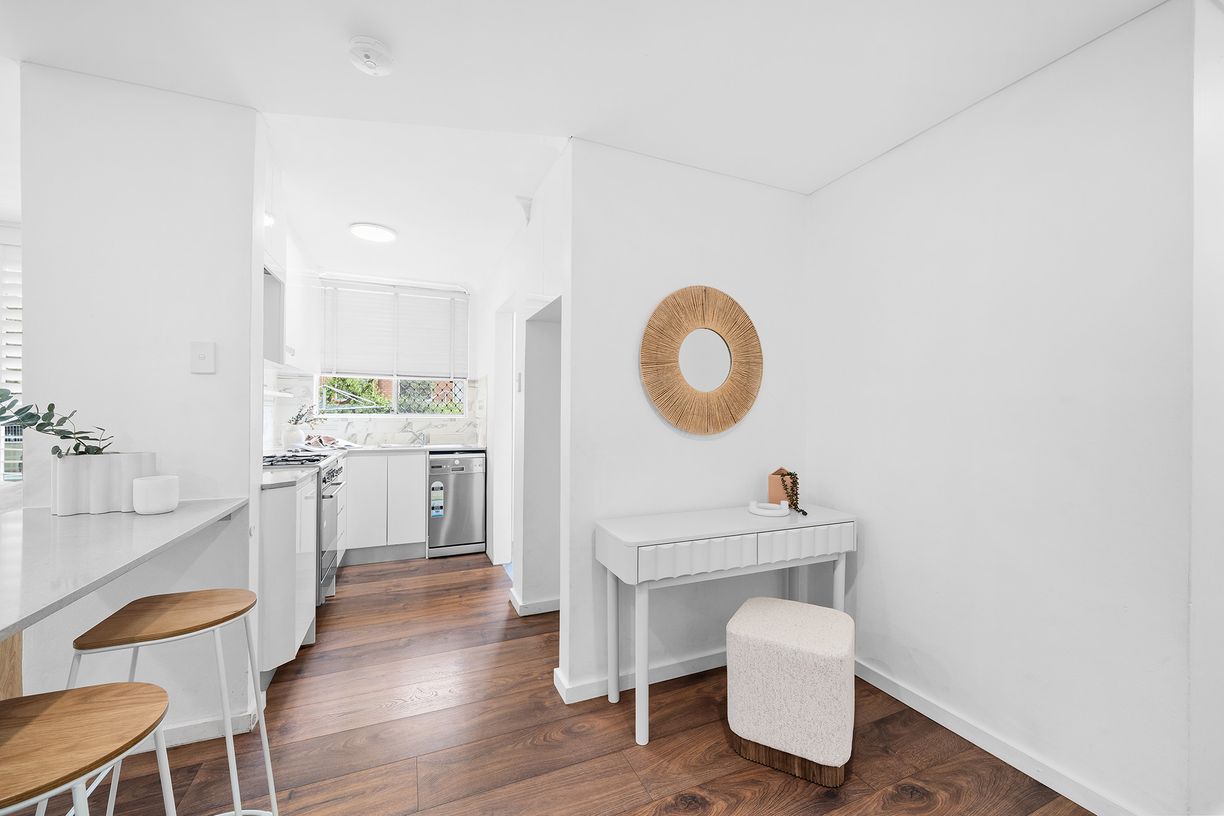 3/4 Grace Campbell Crescent — photo 5 of 9