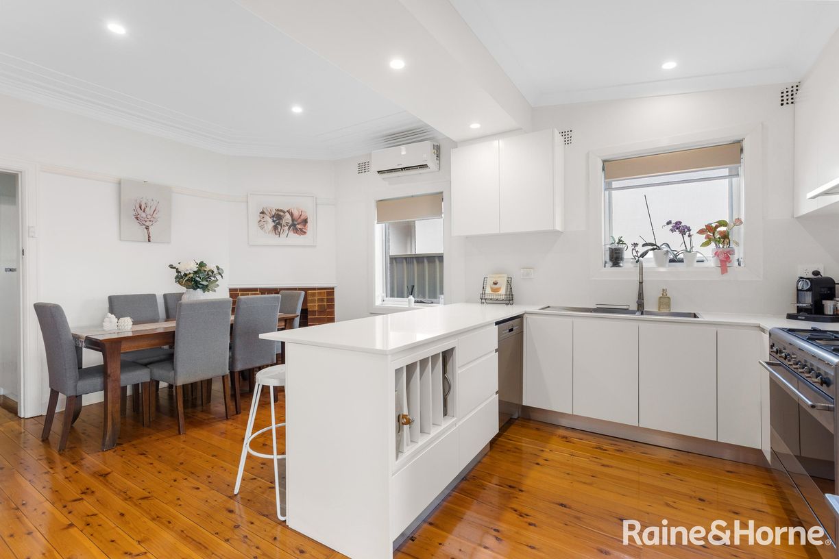 9 Tasker Avenue — photo 4 of 15
