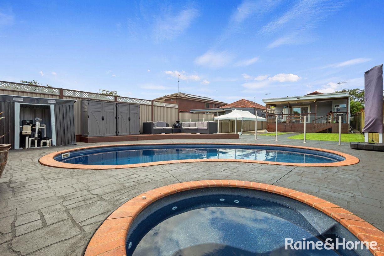 9 Tasker Avenue — photo 13 of 15