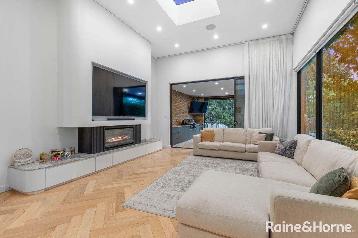 24A Bardwell Road — photo 3 of 21