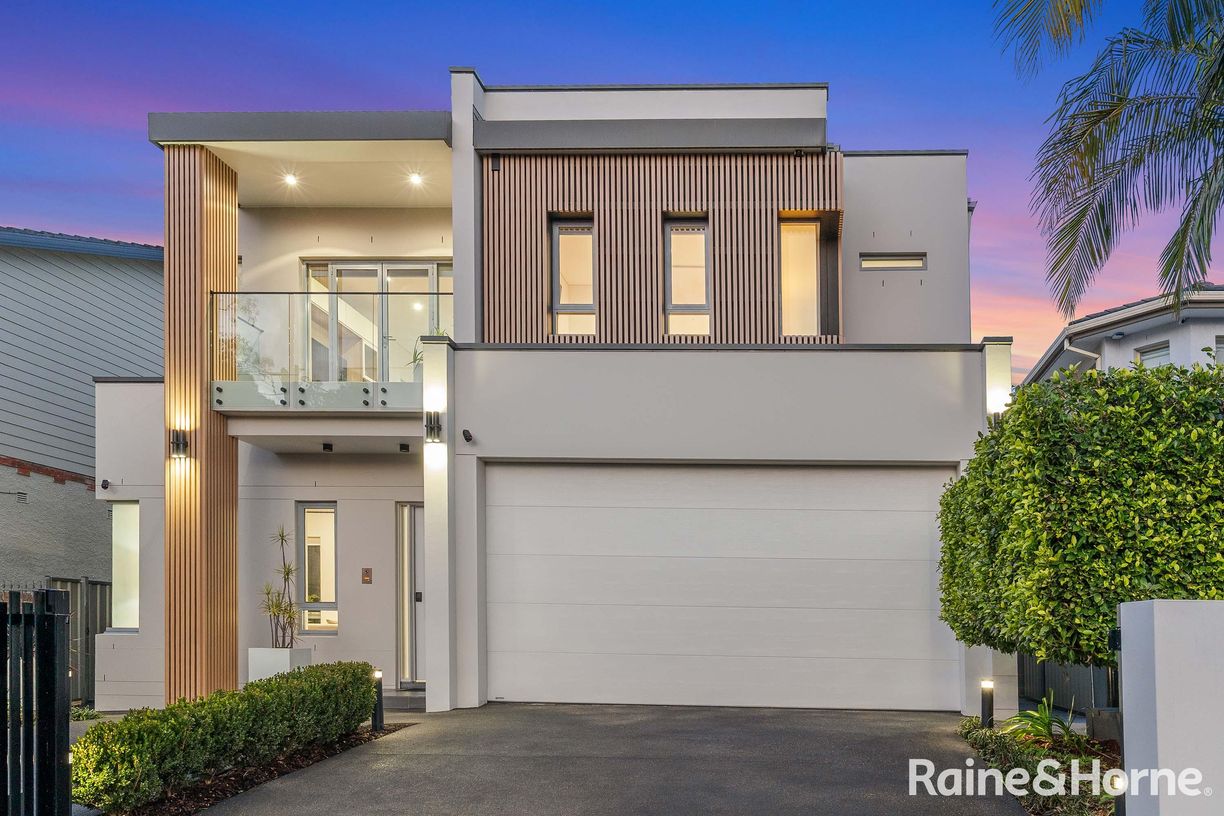 4 Pile Street — photo from Raine & Horne Bardwell Park/Kingsgrove/Earlwood