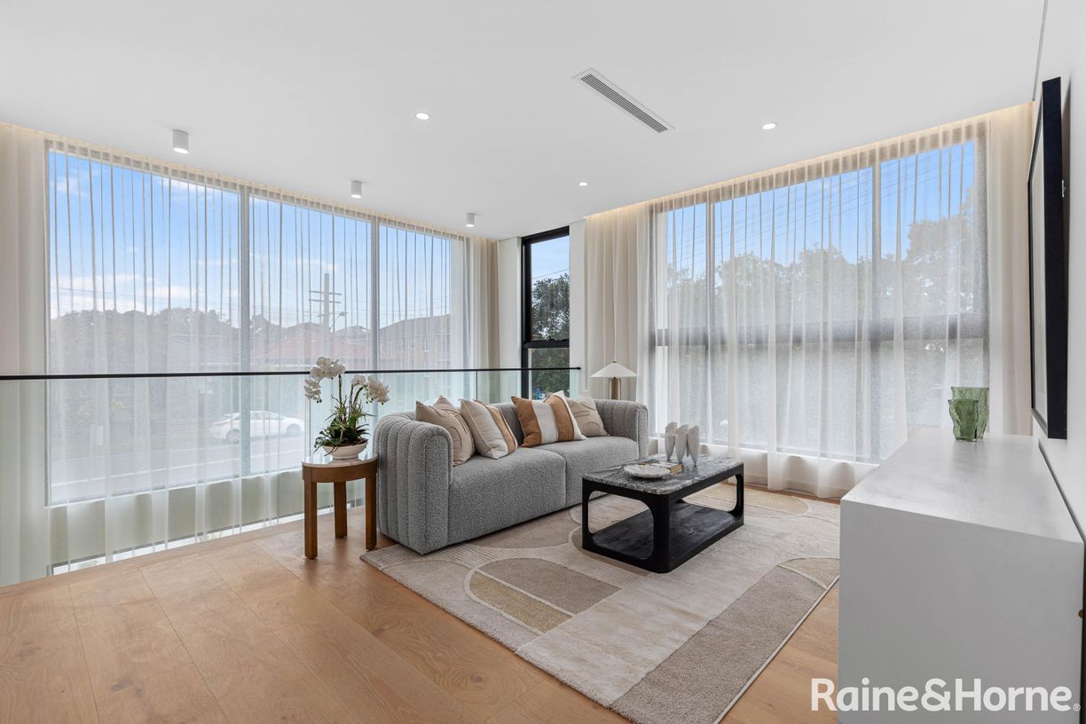 245 William Street — photo 13 of 23