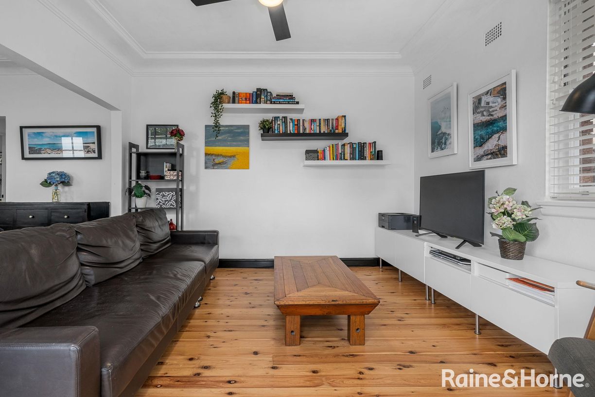 21 Darley Road — photo 3 of 11