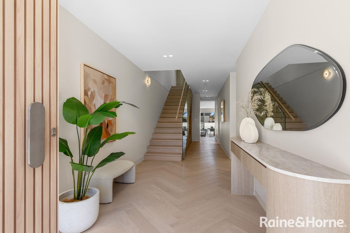 69B Coveney Street — photo 4 of 27
