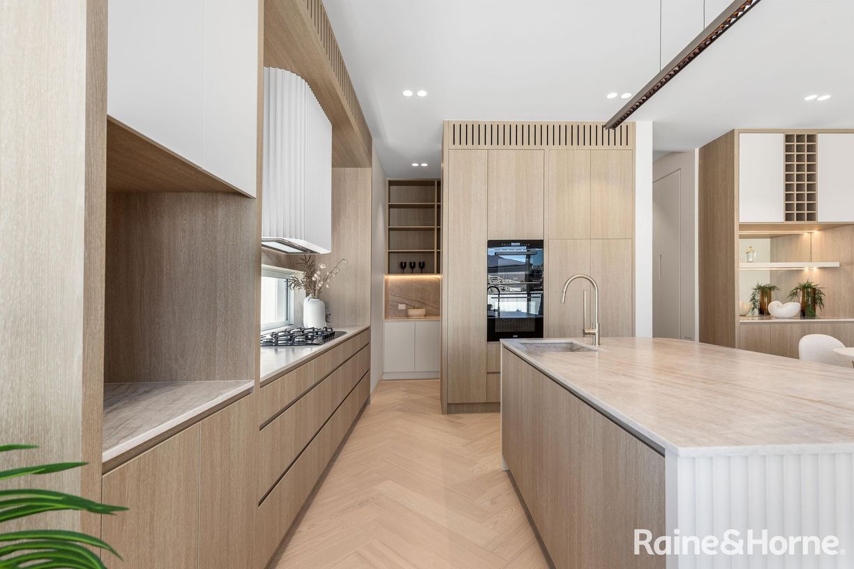 69B Coveney Street — photo 6 of 27