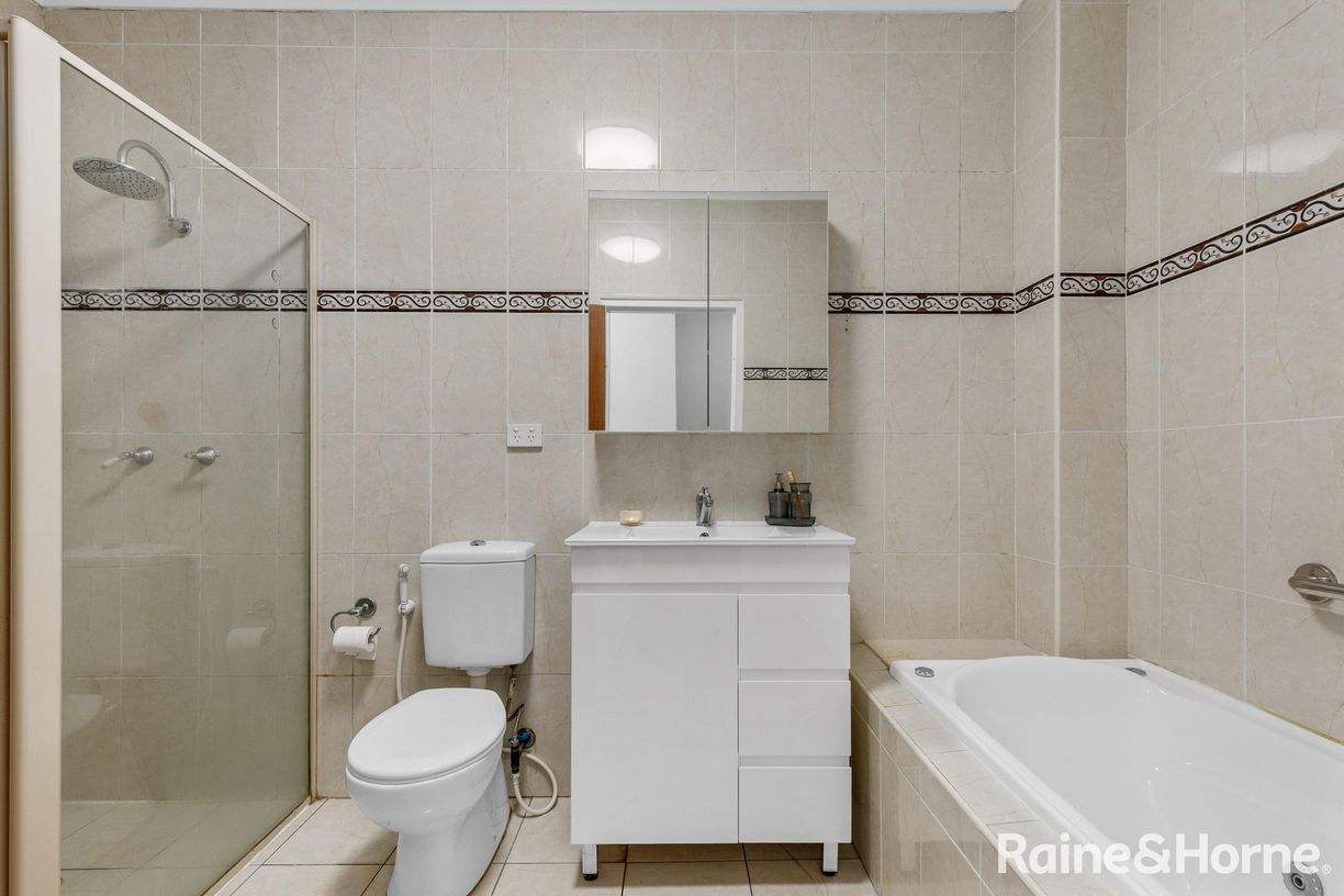 6/125-131 Harrow Road — photo 7 of 8